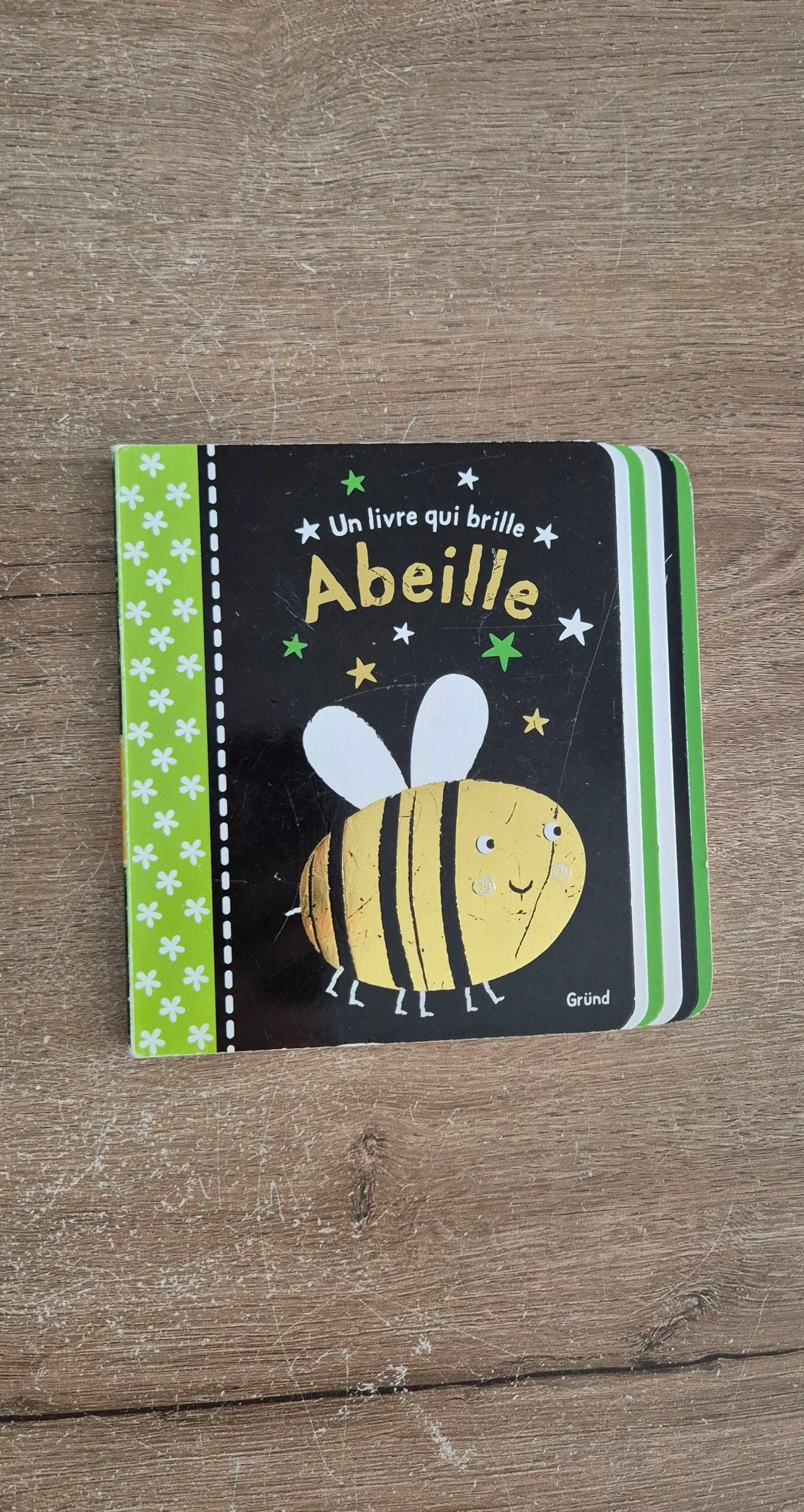 Un livre qui brille : Abeille 